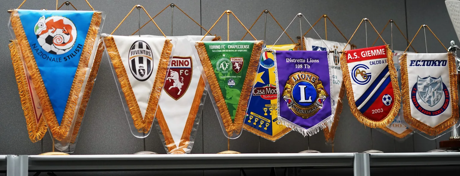 gagliardetti pennant vanderin personalizzati stampati su misura